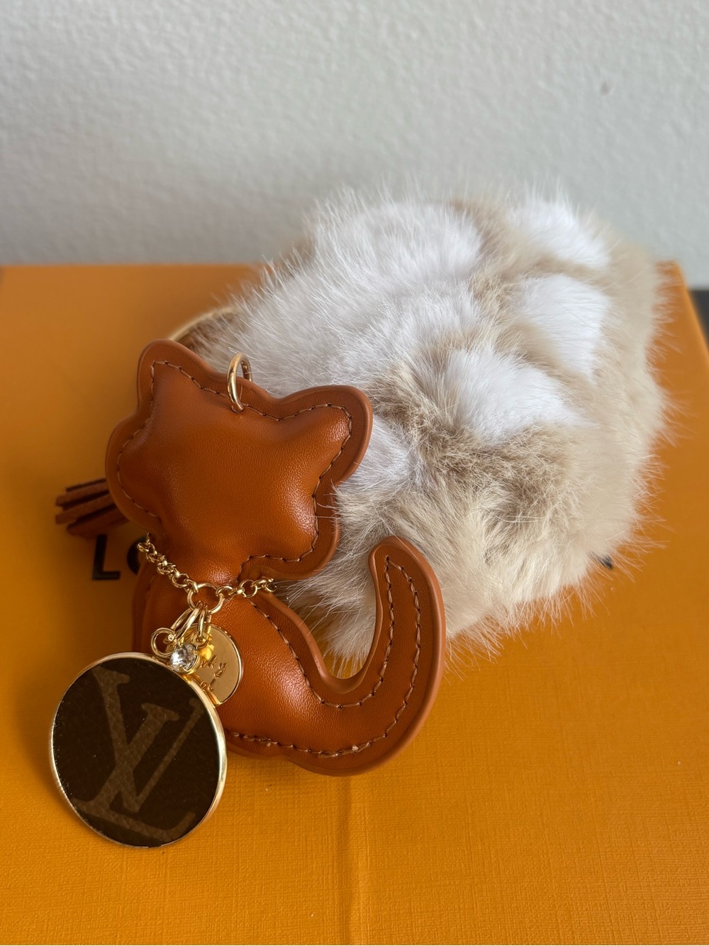 Louis Vuitton Monogram, Tan Cat, Paw Pom Pom, Bag Charm 6 inches - Picture 2 of 2